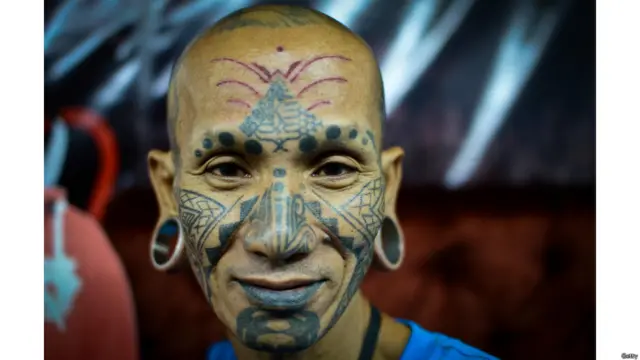 ये मनीला का सबसे बड़ा टैटू फेस्टिवल है जिसमें मलेशिया, इंडोनेशिया, सिंगापुर, जापान, गुआम, जर्मनी और अमरीका जैसे देशों से भी लोग हिस्सा लेते हैं. 