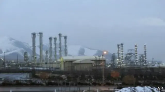 د ۲۰۱۳ کال له جون راهیسې چې د ایران حکومت په مشرتابه، د ایران په بهرني سیاست او همدارنګه اټومي فعالیتونو په سیاست کې څه مثبت بدلون ترسترګو کیږي