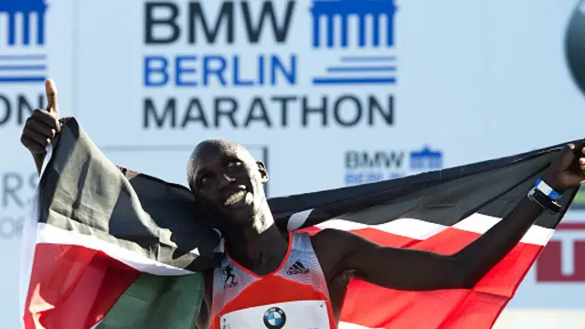 العداء الكيني كيبسانغ