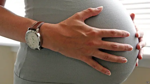 कम उम्र में माँ बनना