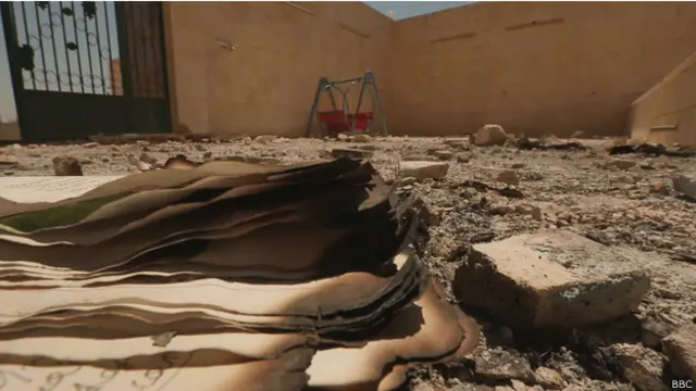 ابتدائی رپورٹ میں مزید کہا تھا کہ غوطہ میں سیرن گیس کا استعمال زمین سے زمین پر مار کرنے والے راکٹوں کے ذریعے کیا گیا