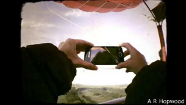 Exposición "Archivo de Falsos Recuerdos"