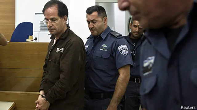 علی منصوری متهم به جاسوسی برای ایران برای اولین بار در دادگاه حاضر شد