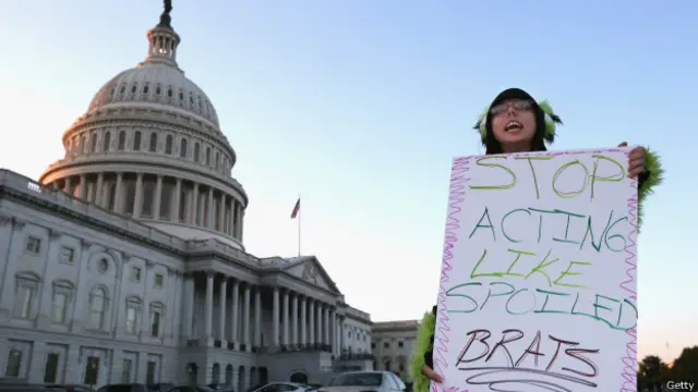 अमरीकी सीनेट सदस्यों के बीच गतिरोध खत्म करने पर सहमति नहीं बन सकी.