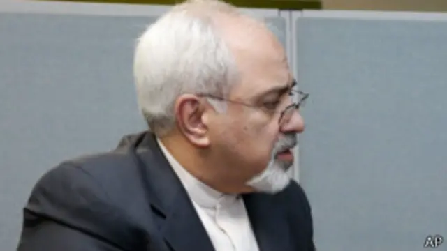 آقای ظریف معتقد است ۱+۵ باید مواضع خود را به تناسب رویکرد تازه ایران تغییر دهد