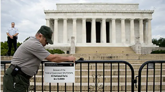 قلل الجمهوريون من مطالبهم، وكانوا في بادئ الأمر يريدون تغييرا كبيرا في نظام أوباما للرعاية الصحية ووقف تمويله