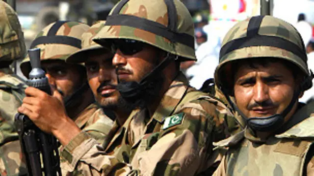 چاودنه د بنو پوځي مرکز ته نژدې د یوه پوځي کاروان څنګ ته شوې.