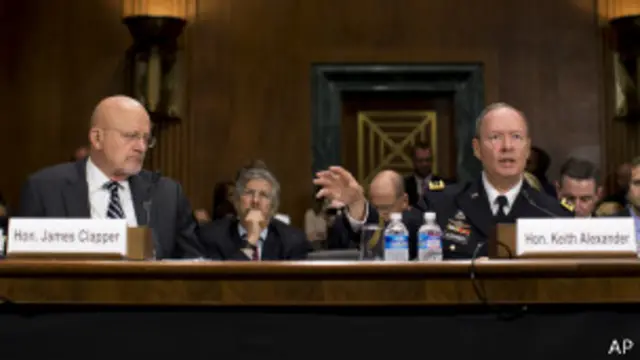 حذر كلابر وكيث من "أضرار" تعليق العمل بدوائر حكومية