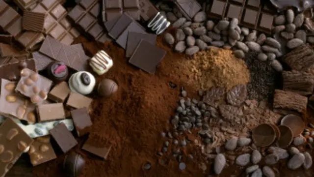 'لایه سفید روی شکلات کپک نیست'