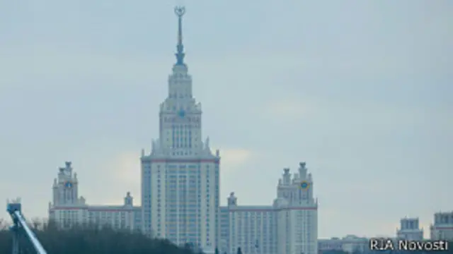 Согласно рейтингу Times Higher Education, МГУ вошел лишь в третью сотню вузов