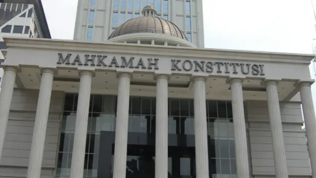 mahkamah konstitusi