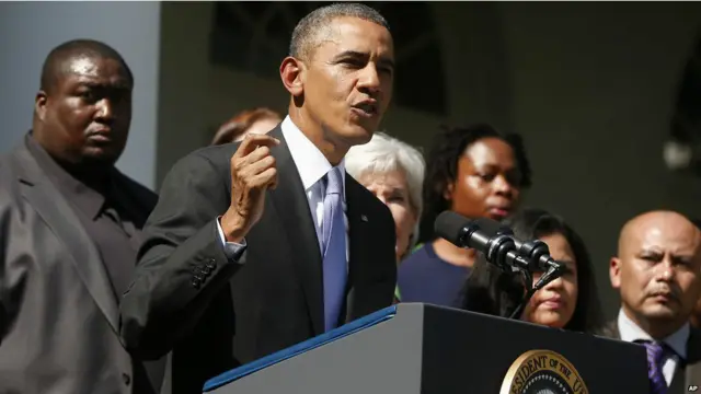 美國政府關閉的原因是國會兩黨不能就下一年的預算達成協議。導致兩黨分歧的主要問題是所謂的奧巴馬醫療改革方案。奧巴馬支持的廉價醫療改革法案受到共和黨的反對。