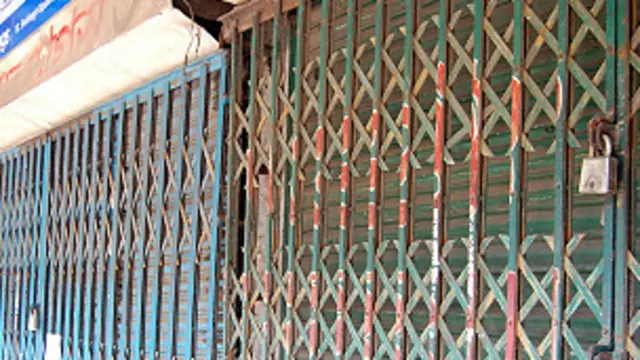 کاربنديز وروسته له هغه کېږي، چې واکمن ګوند د يوې موقتې ادارې به جوړولو کې پاتې راغی