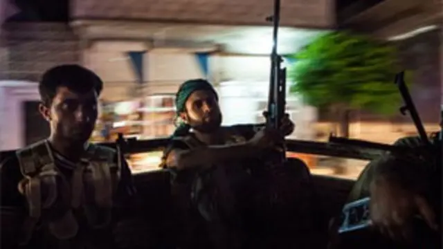 Nghi can bị cáo buộc muốn gia nhập al-Qaeda