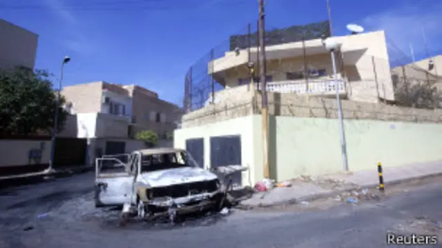 Посольство России в Триполи после нападения