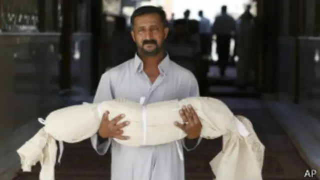 الولايات المتحدة تغادر العراق وهو مفتت