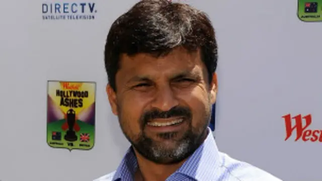 معین خان ایشیا کپ اور ورلڈ ٹی ٹوئنٹی میں پاکستانی ٹیم کے کوچ بنائے گئے تھے