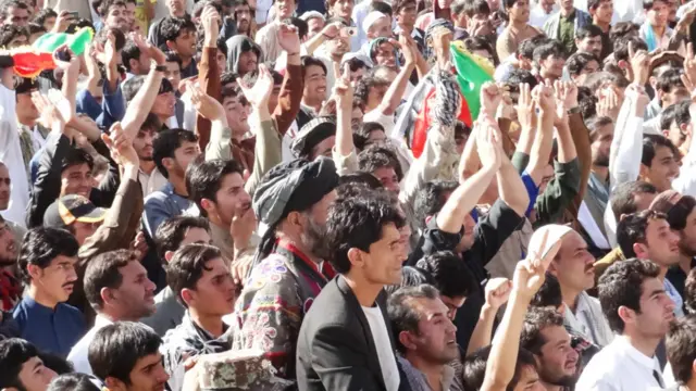 افغان لوبډلې د کینیا لوبډلې ته د متحدو عربي اماراتو په شارجه کې له یوې اسانه سیالۍ وروسته ماتې ورکړه.