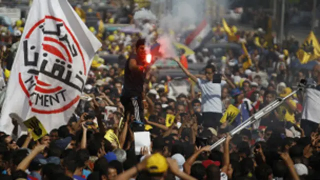 埃及前总统穆尔西支持者与军方在开罗再次发生冲突。