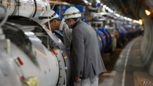 सर्न, पार्टिकल