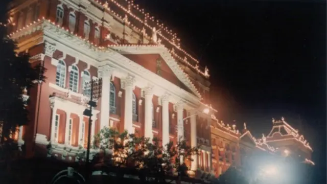 राइटर्स बिल्डिंग