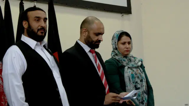 تنها یک زن خود را برای ریاست جمهوری افغانستان نامزد کرده اما چندین نامزد دیگر معاونان زن برای خود تعیین کردند.