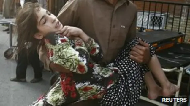 पेशावर पोलियो वैन पर हमला