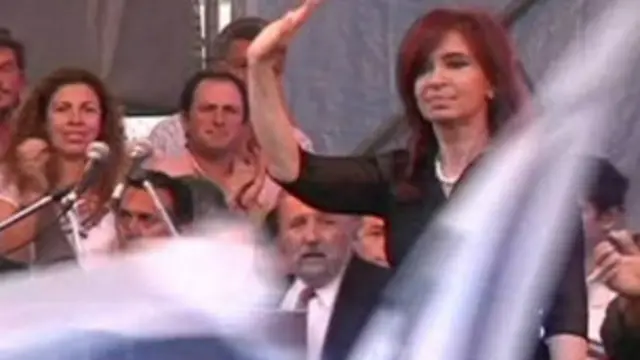 يعتبر تشخيص كيرشنر صدمة لها حيث يأتي في خضم الانتخابات البرلمانية