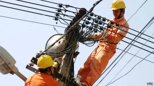 EVN liên tục báo lỗ trong những năm qua
