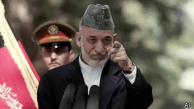 تعتبر الطريقة التي سيتعامل بها كرزاي مع الملف الإثني في غاية الأهمية