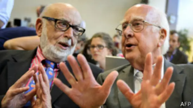 Пітер Хіґс та Франсуа Енґлерт 