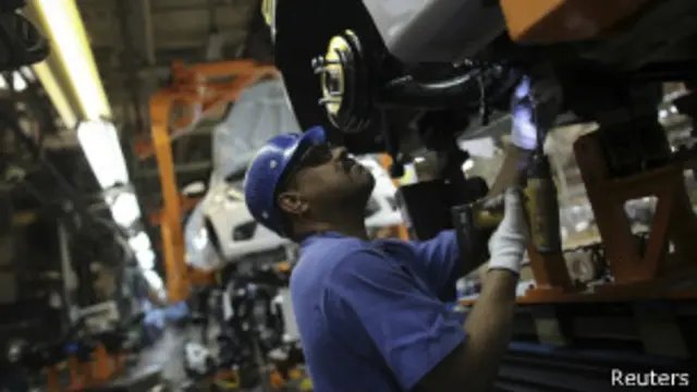 funcionário de uma fábrica da Ford em São Paulo | Reuters