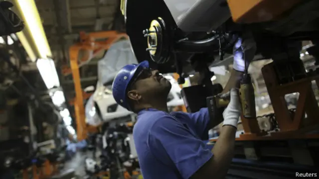 Fábrica automotiva no Brasil (Reuters)