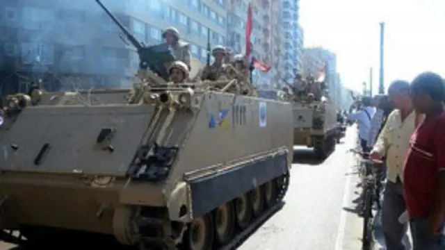 په ځنډول شويو مرستو کې اپاچي څرخکې، هارپون توغندي او د ټانکونو پرزې شاملې دي