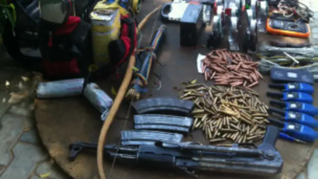 Rundunar tsaro t JTF ta baje makaman da ta samu a gidan