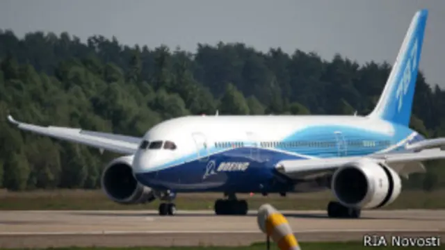 Boeing 787 Dreamliner в подмосковном аэропорту "Жуковский" 15 августа 2013 года