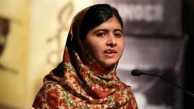 ملالہ خواتین کو تعلیم کا حق دلانے کے لیے کوشاں ہیں