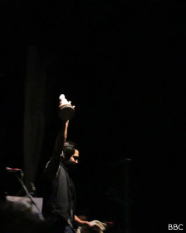  دواړه ګټونکي فلمونو د نورو ۲۳ فلمونو تر څنګ د سیالۍ لپاره نندارې ته وړاندې شول.