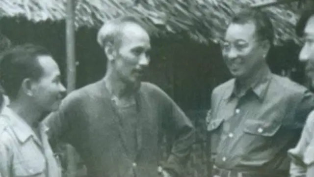 奠边府战役时的武元甲、胡志明和陈赓