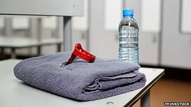 Минеральная вода на столе