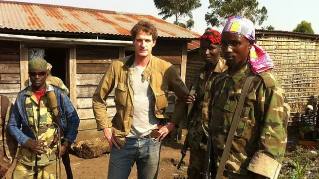 Dan Snow con rebeldes del M23
