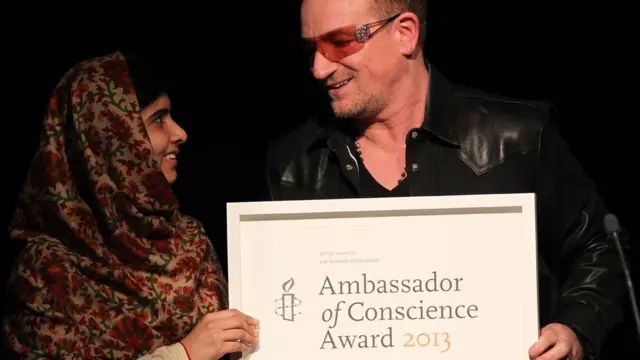 ملالہ کو متعدد اعزازات سے نوازا گیا ہے۔