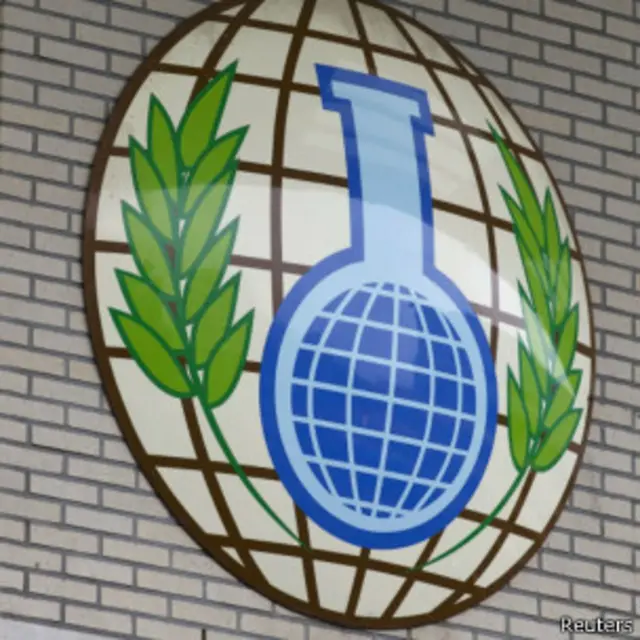 OPCW được thành lập với nhiệm vụ giám sát việc chấp hành Công ước cấm Vũ khí Hóa học năm 1997