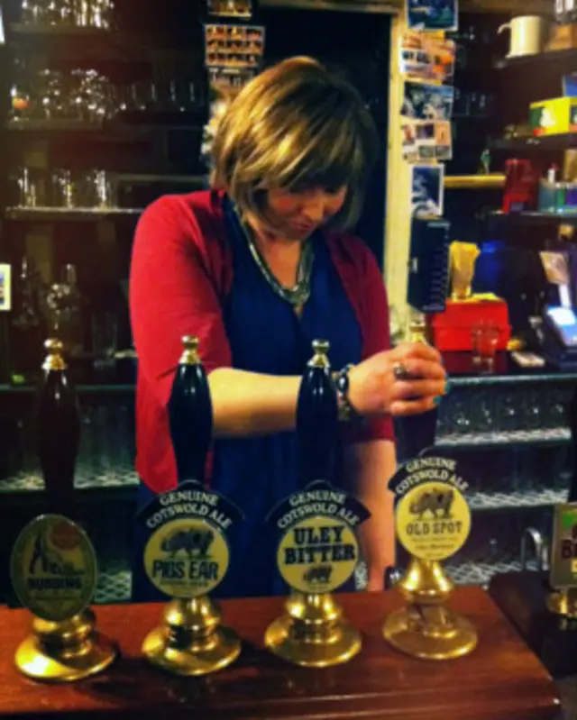 Хелен Фоукс