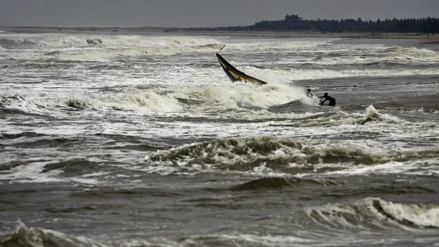 बीबीसी हिंदी, बीबीसी न्यूज़, तूफ़ान, तट, शहर, चक्रवात, इतिहास, bbc hindi, bbc news, coast, city, history, cyclone