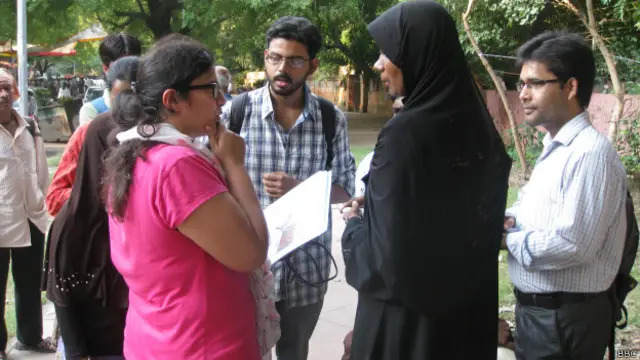 जज़ीरा जंतर मंतर पर