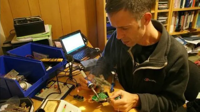 शेयरस्कोप, डॉ डेविड विलियम्स