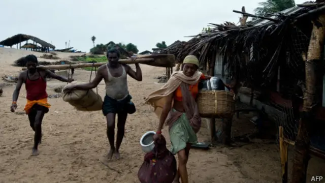 Жители индийской деревни Донкуру