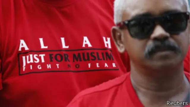 साल 2009 में मलेशिया में अल्लाह शब्द पर फ़ैसला आने के बाद धार्मिक तनाव फैल गया था. 