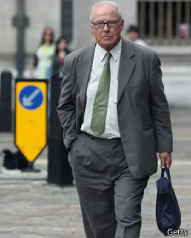 آقای بلیکس در زمان مدیرکلی اش در آژانس به ایران سفر کرده